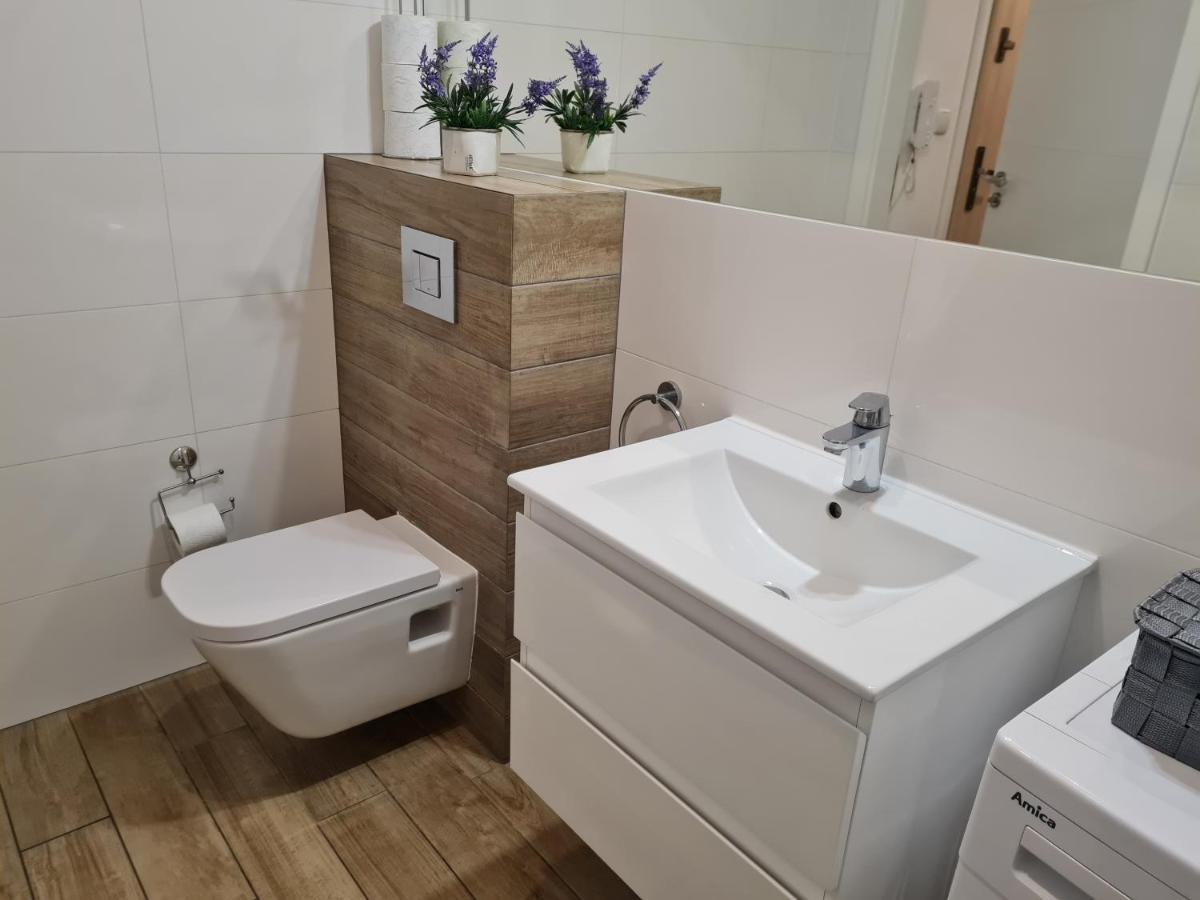 Apartamentyprzymorzu Apartament Z Basenem I Bawialnia Kolobřeh Exteriér fotografie